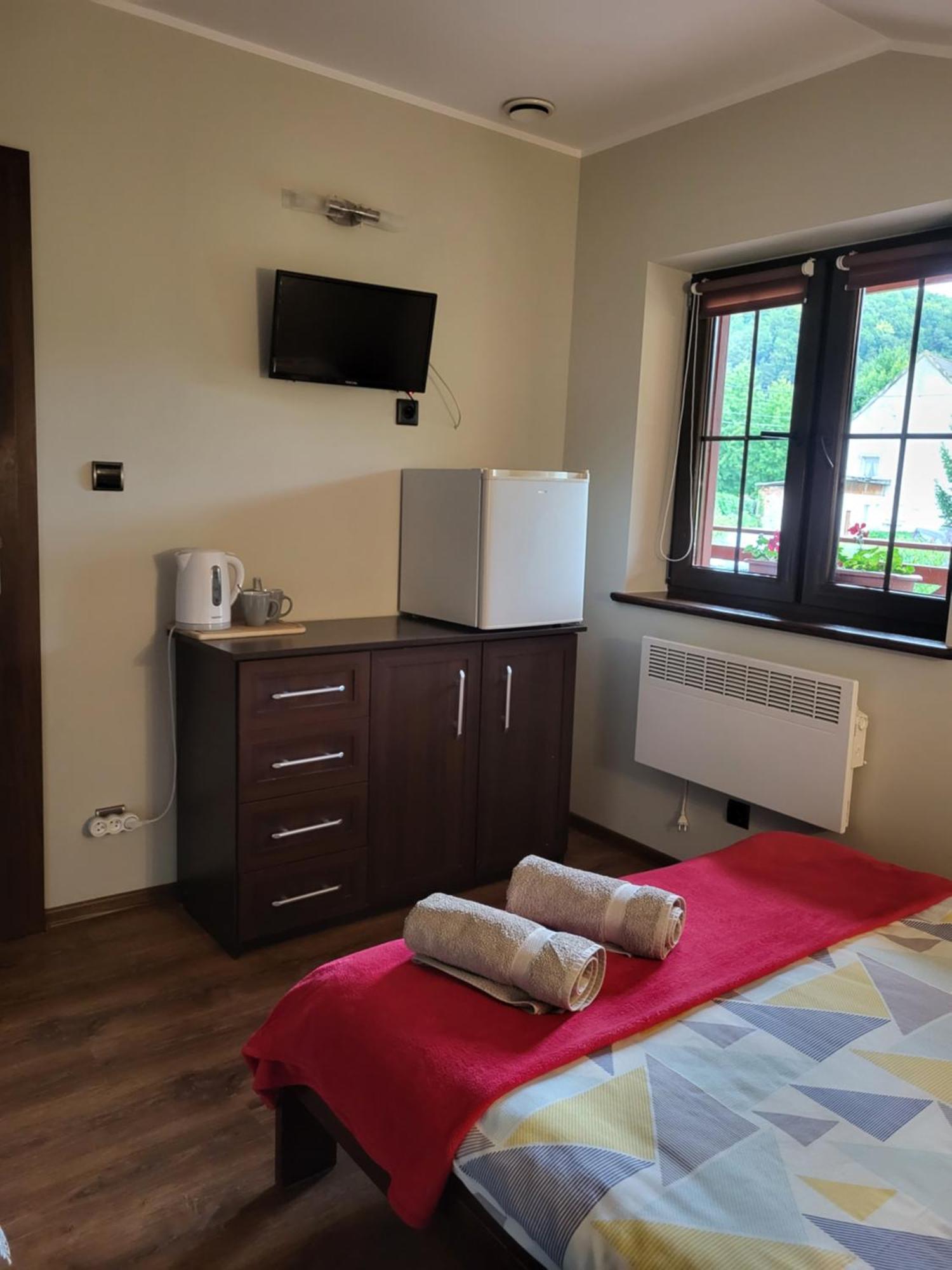 Camper Park Radków Villa Bagian luar foto