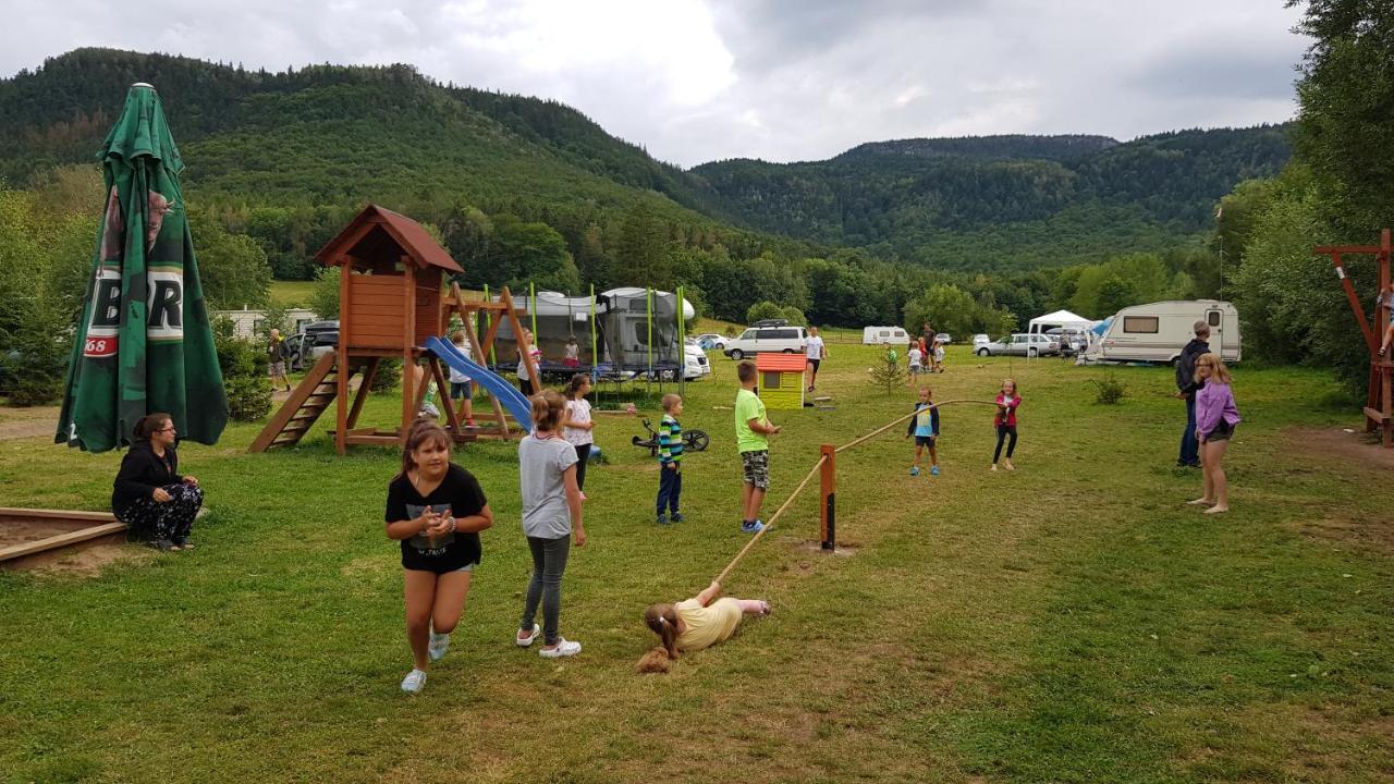 Camper Park Radków Villa Bagian luar foto